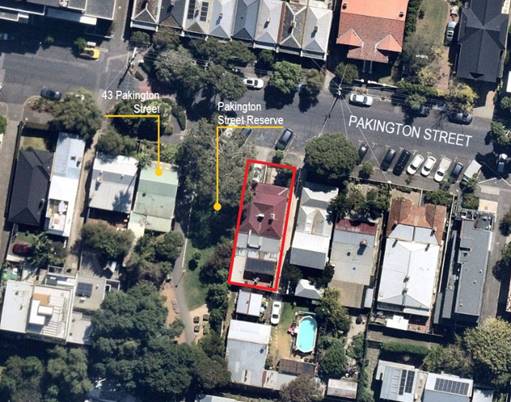 Aerial view of a neighborhood

Description automatically generated