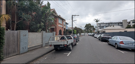 A truck parked on the side of a road

AI-generated content may be incorrect.